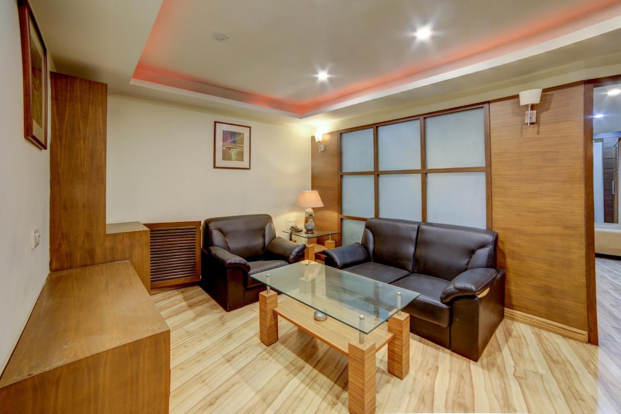 Collection O Cambay Sapphire Otel Sarkhej Dış mekan fotoğraf