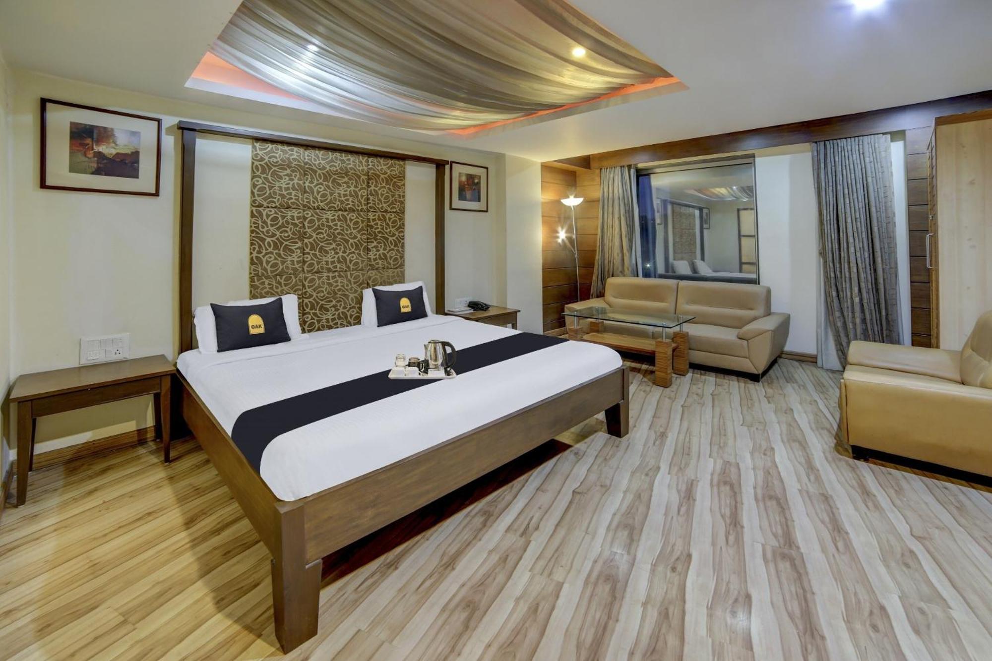 Collection O Cambay Sapphire Otel Sarkhej Dış mekan fotoğraf